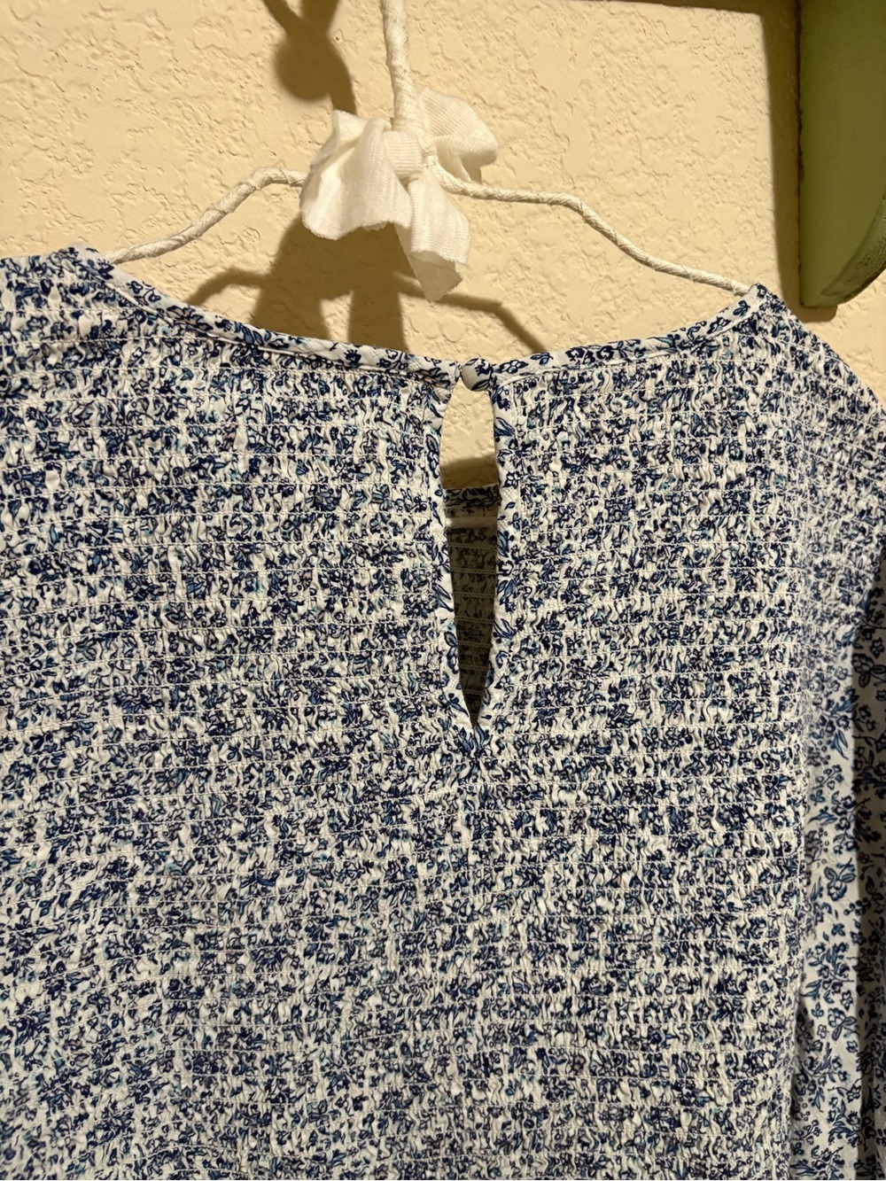 Universal Thread Blue Floral Peplum Blouse - Picture 4 of 4